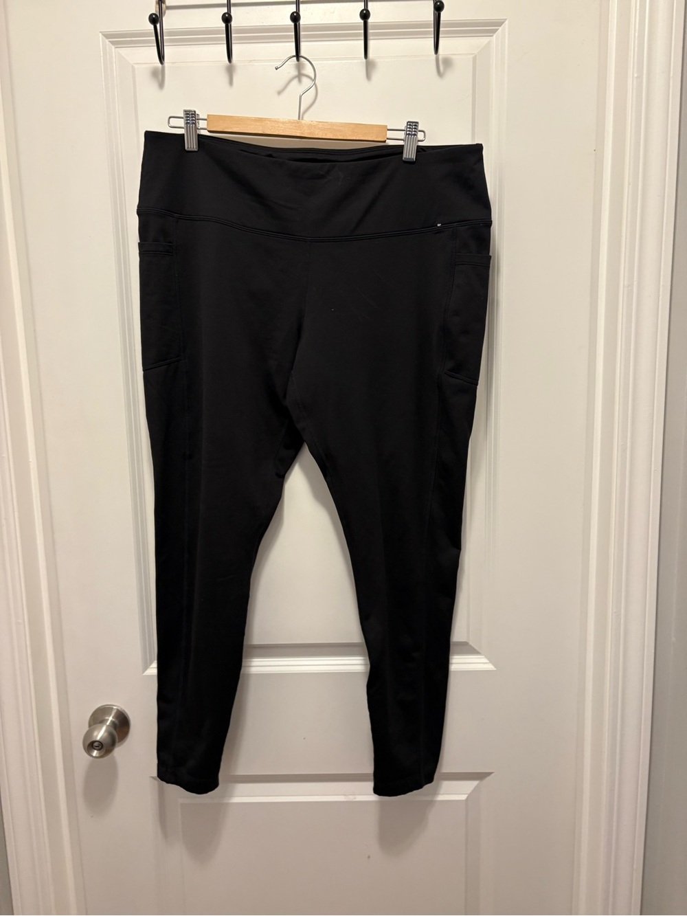 Mondetta Black High-Waist Pocket Leggings
